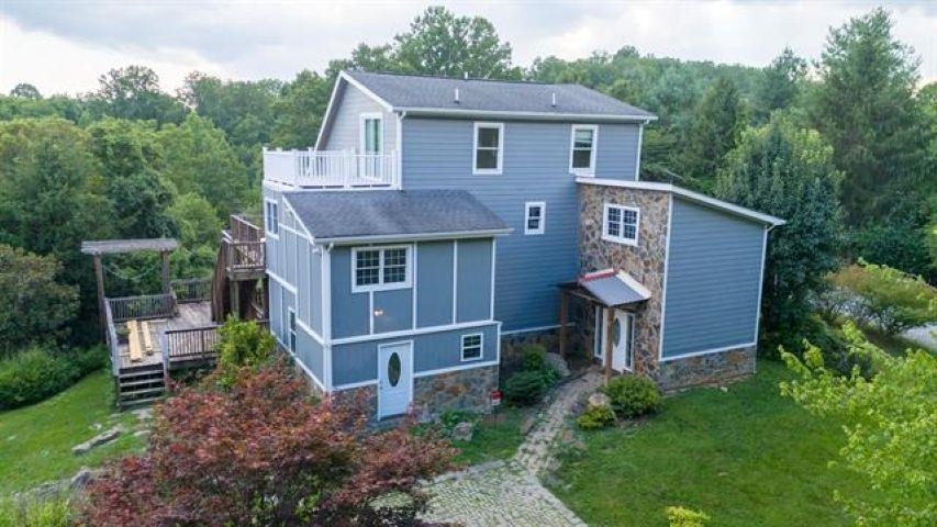 440 Aurora Lane Christiansburg VA 24073