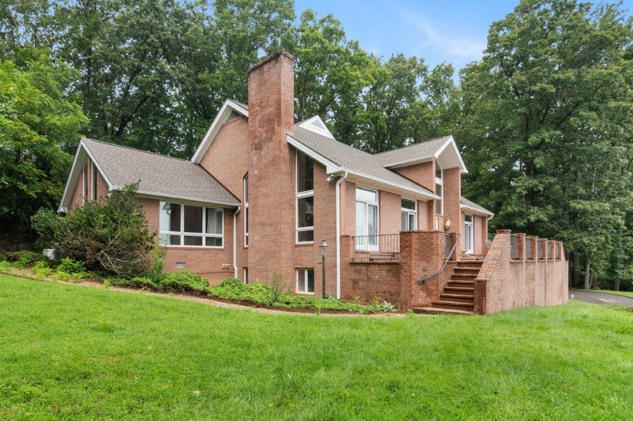 1505 Highland Circle Blacksburg VA 24060