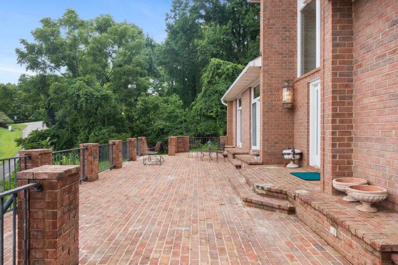 1505 Highland Circle Blacksburg VA 24060