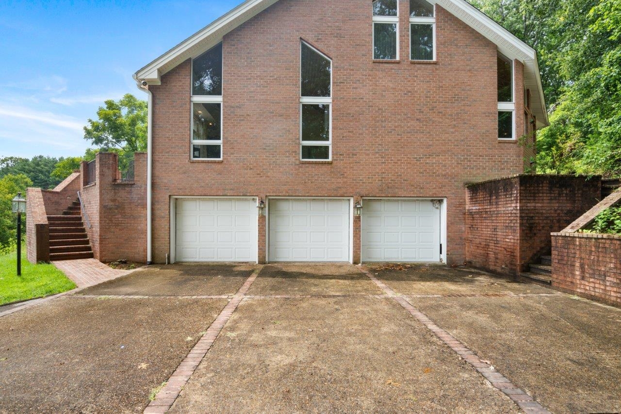 1505 Highland Circle Blacksburg VA 24060