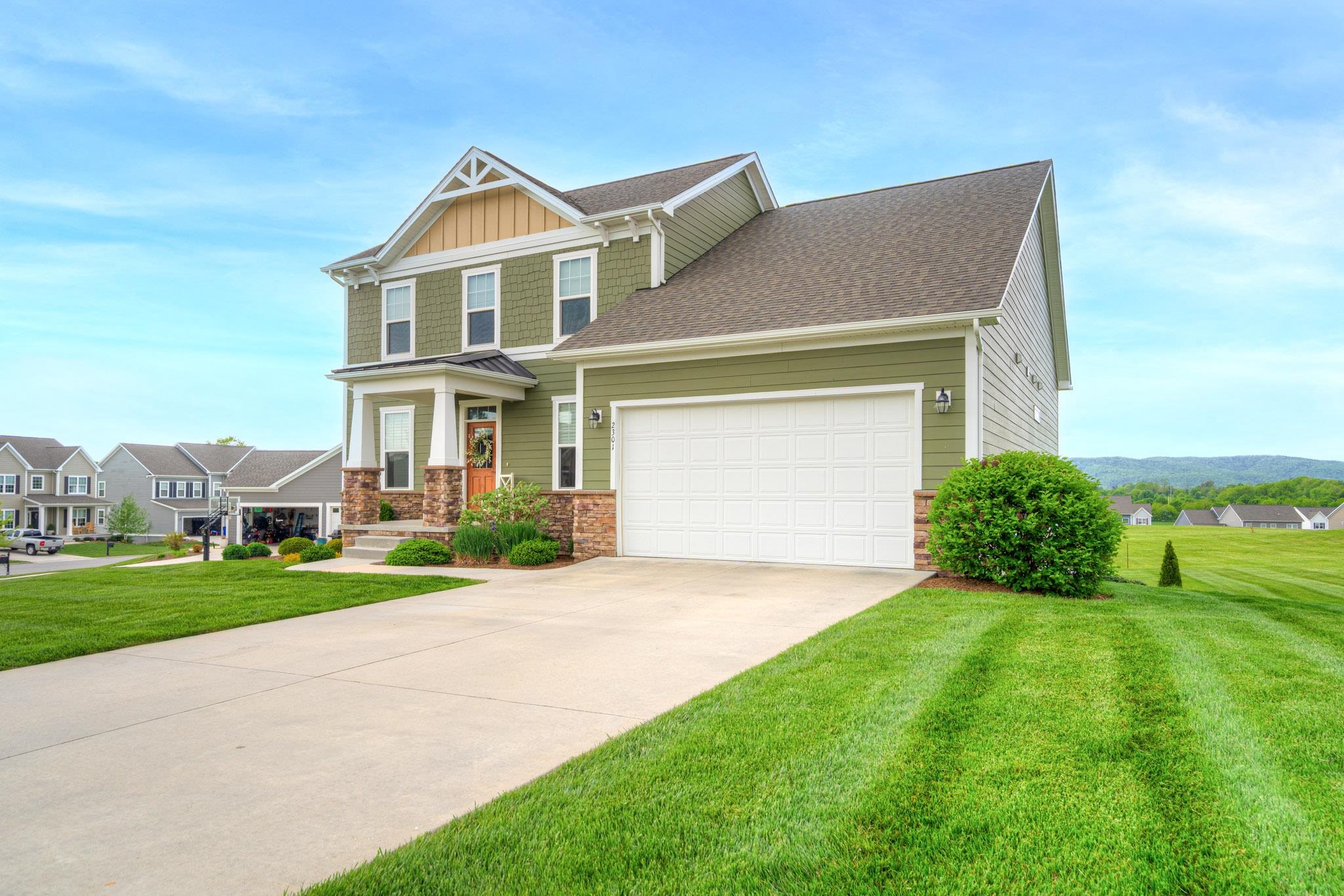 2301 Scenic Ridge Circle Blacksburg VA 24060