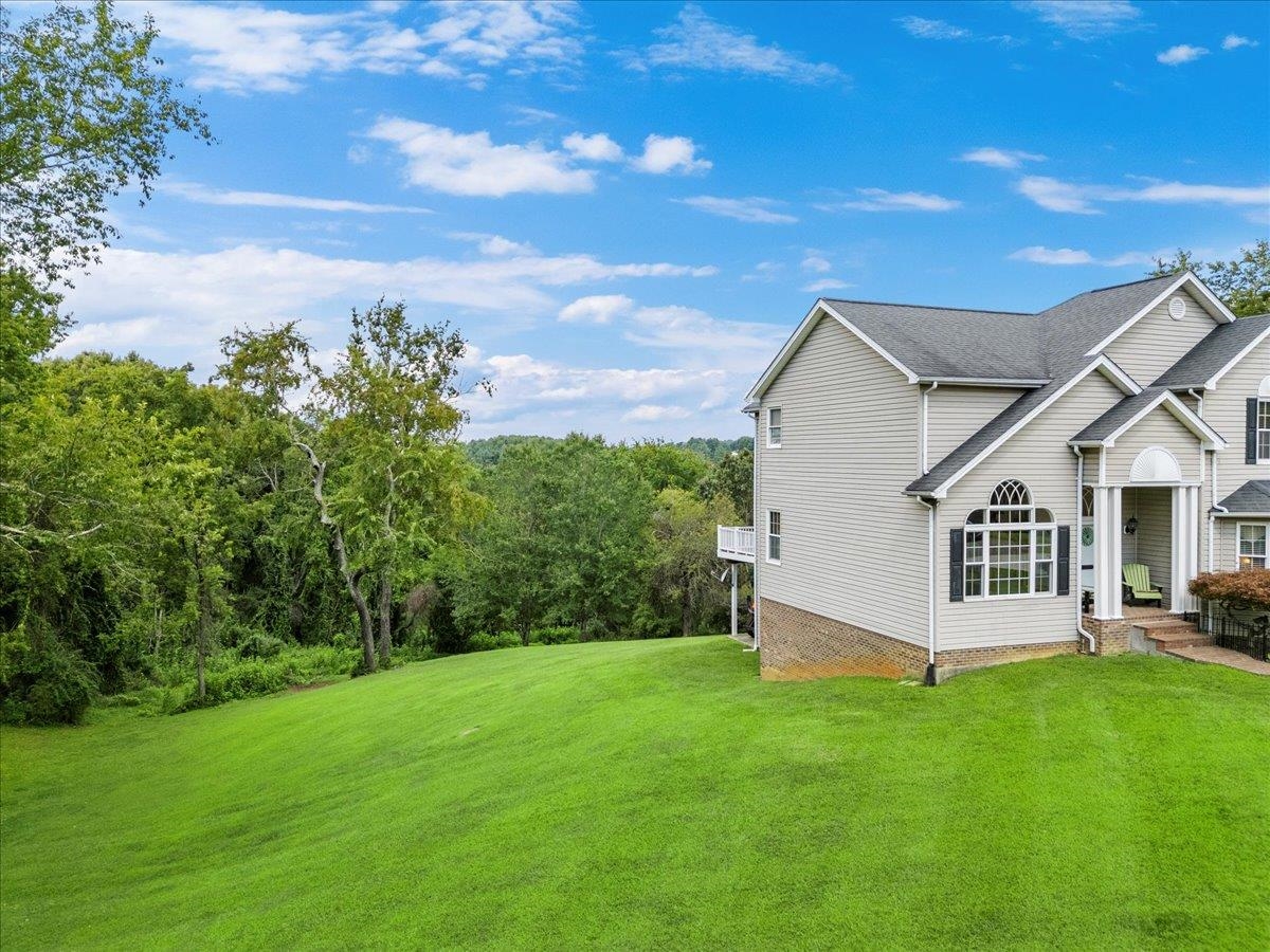 2285 Lubna Drive Christiansburg VA 24073