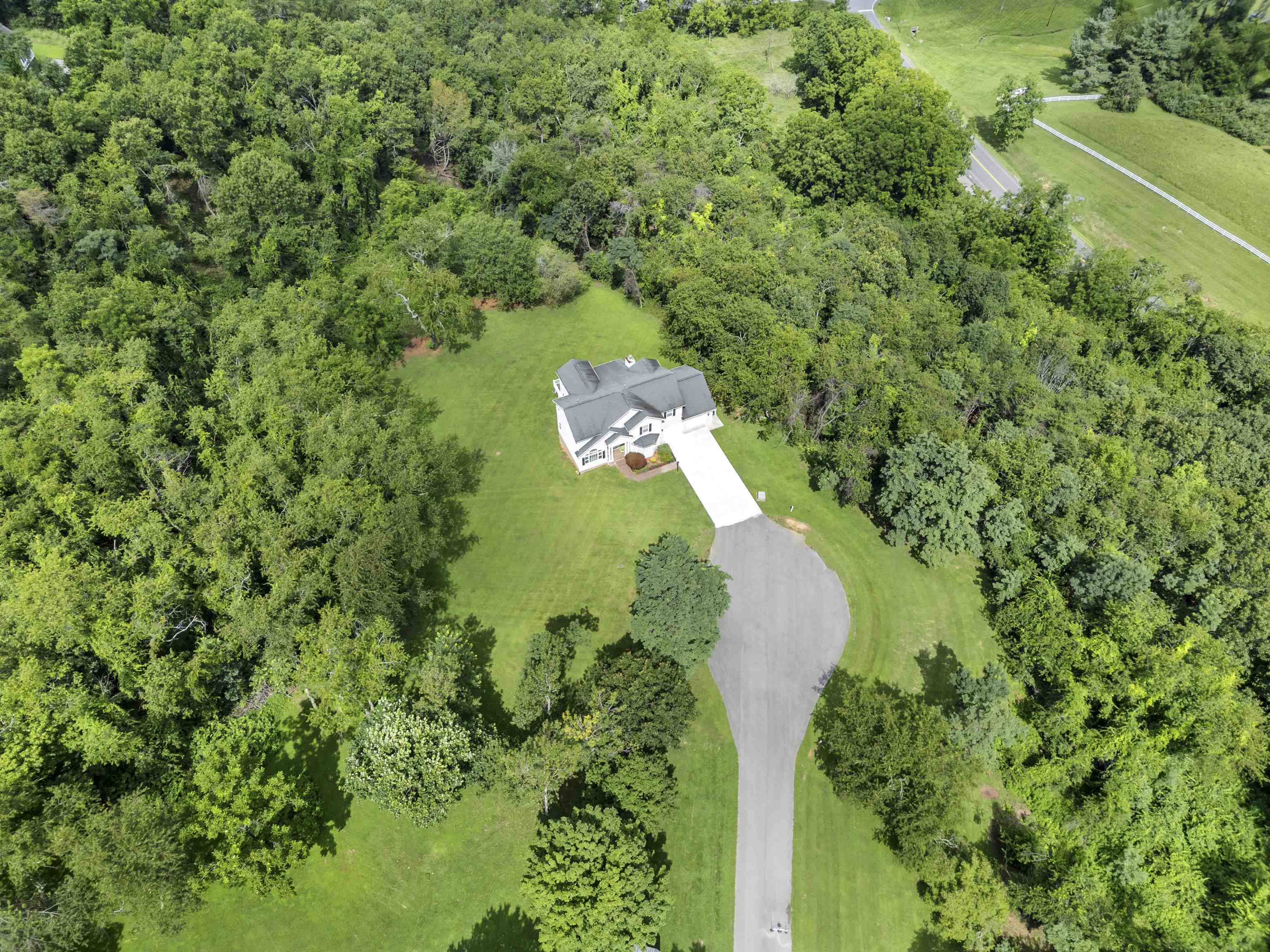 2285 Lubna Drive Christiansburg VA 24073