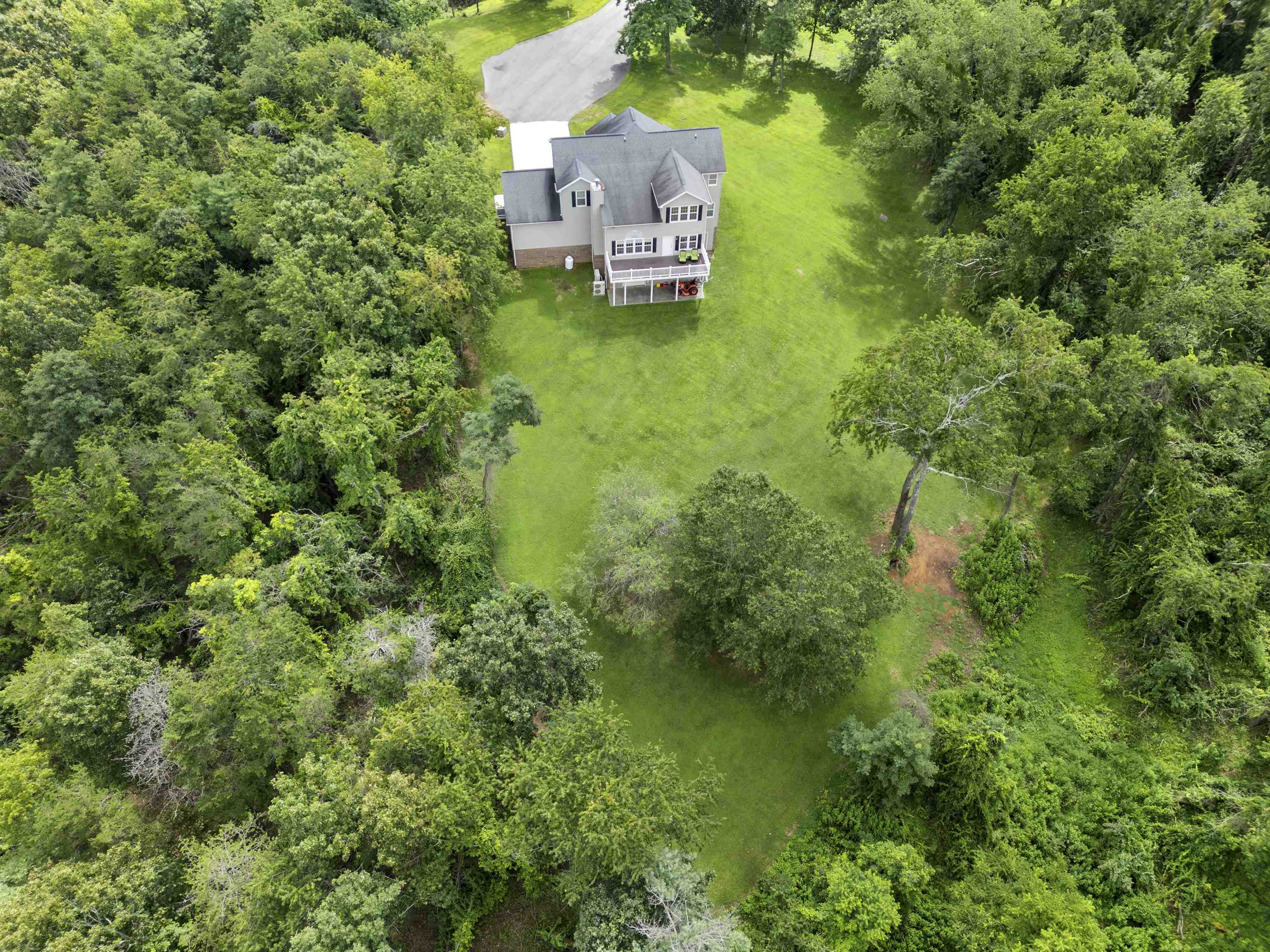 2285 Lubna Drive Christiansburg VA 24073