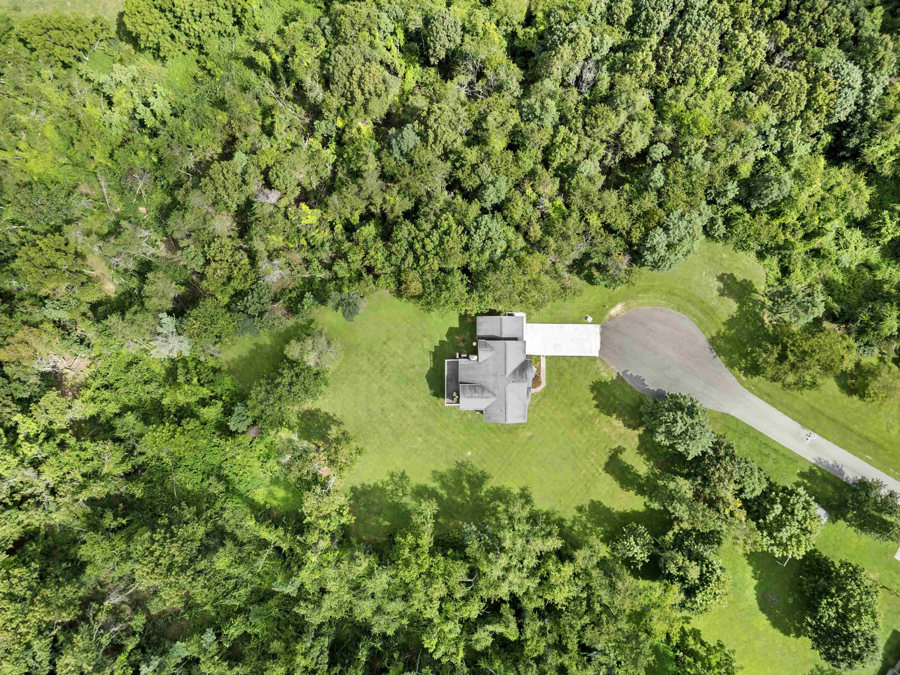 2285 Lubna Drive Christiansburg VA 24073