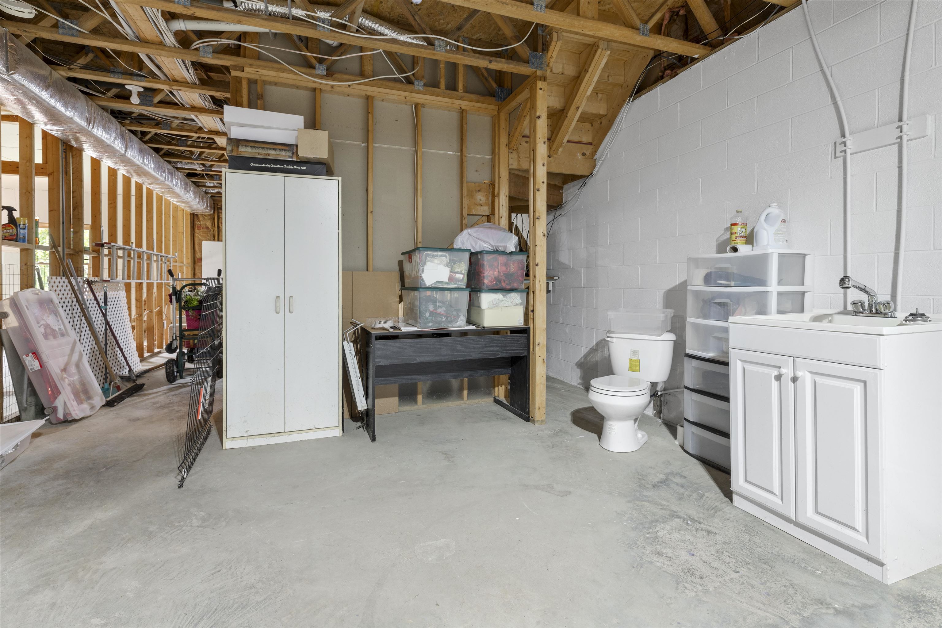 2285 Lubna Drive Christiansburg VA 24073