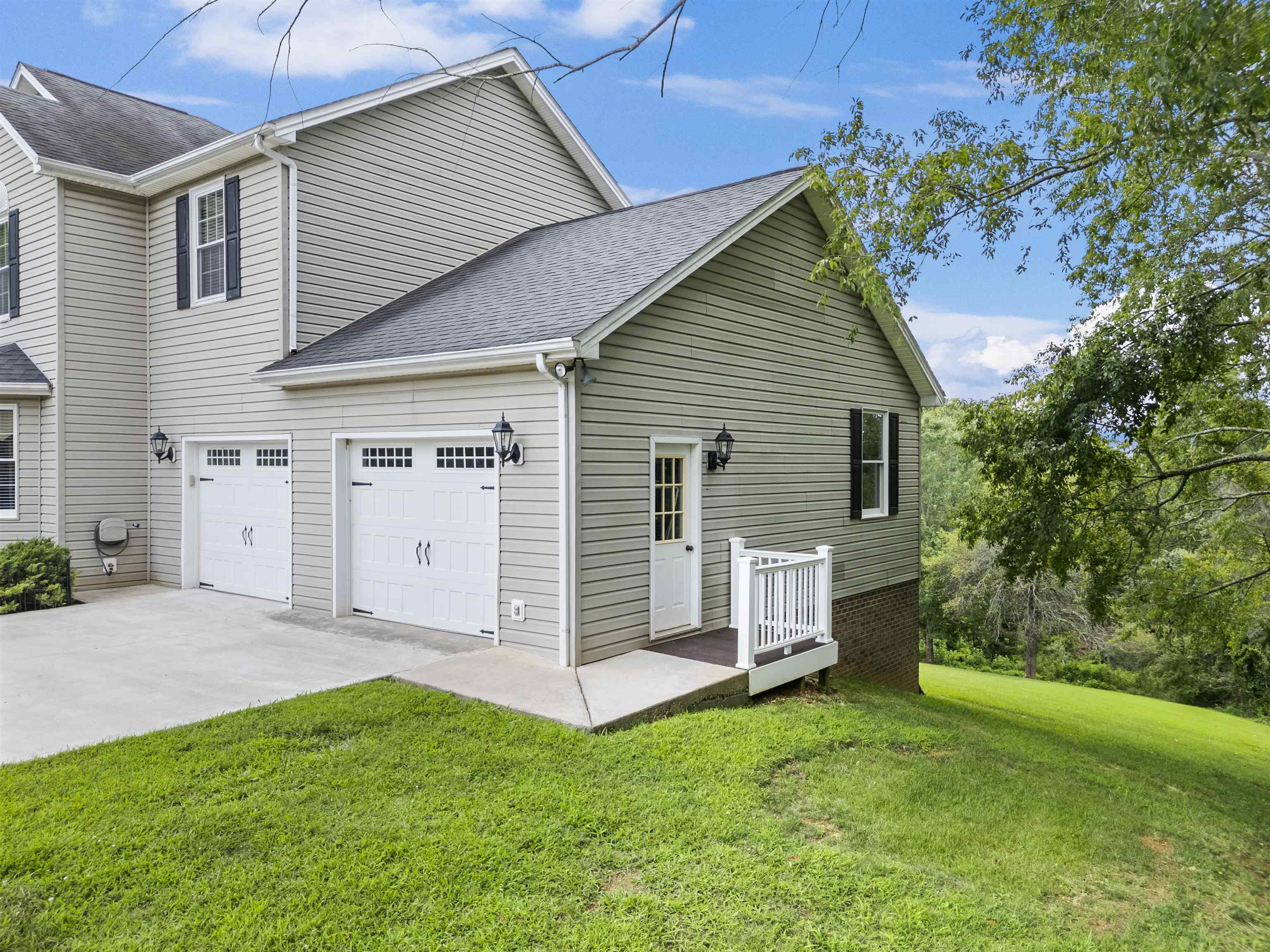 2285 Lubna Drive Christiansburg VA 24073