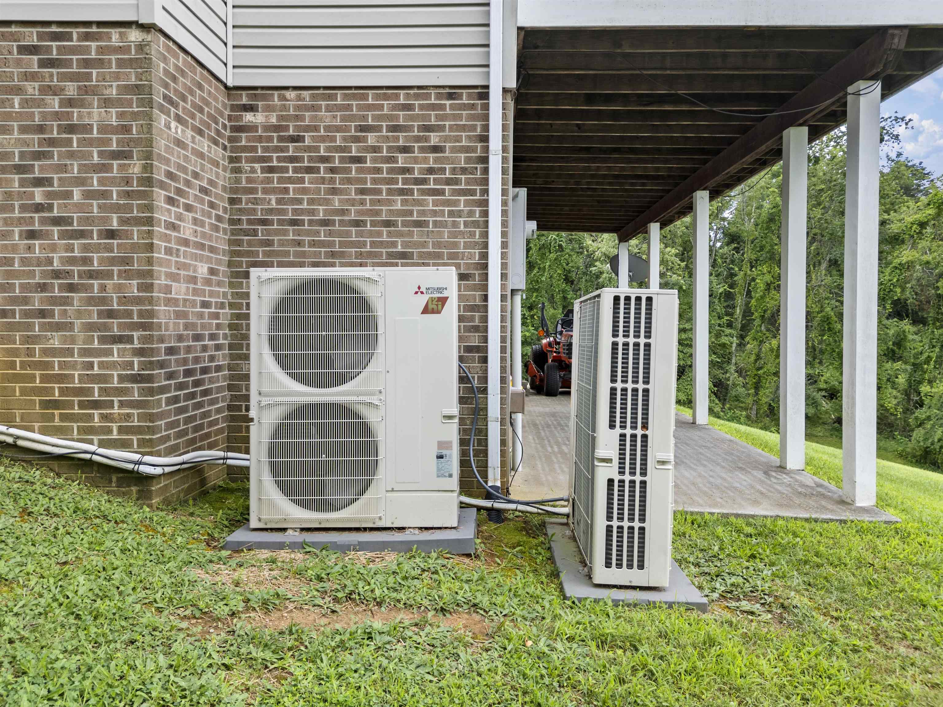 2285 Lubna Drive Christiansburg VA 24073