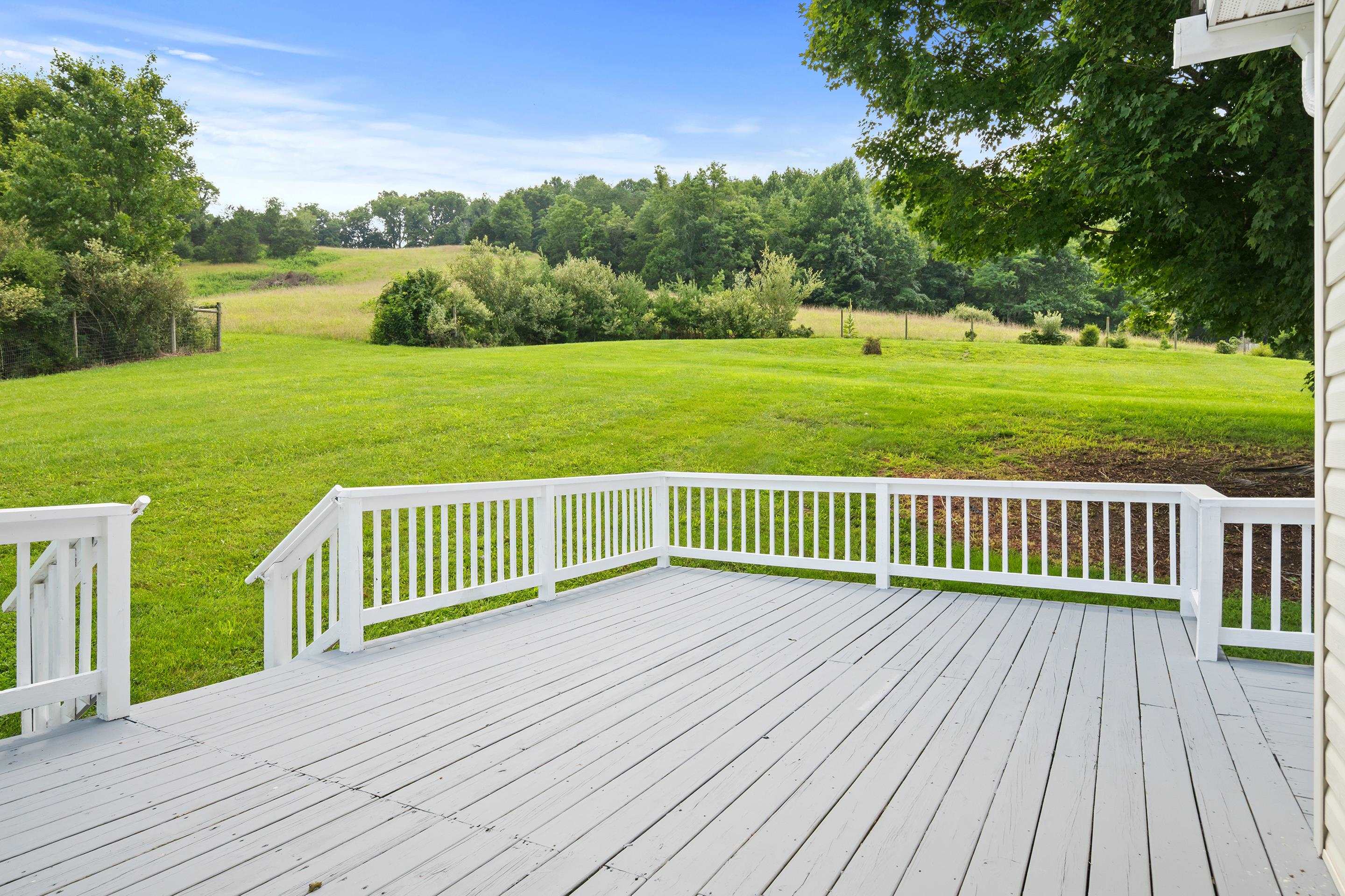 1862 Spring Valley Road Pearisburg VA 24134