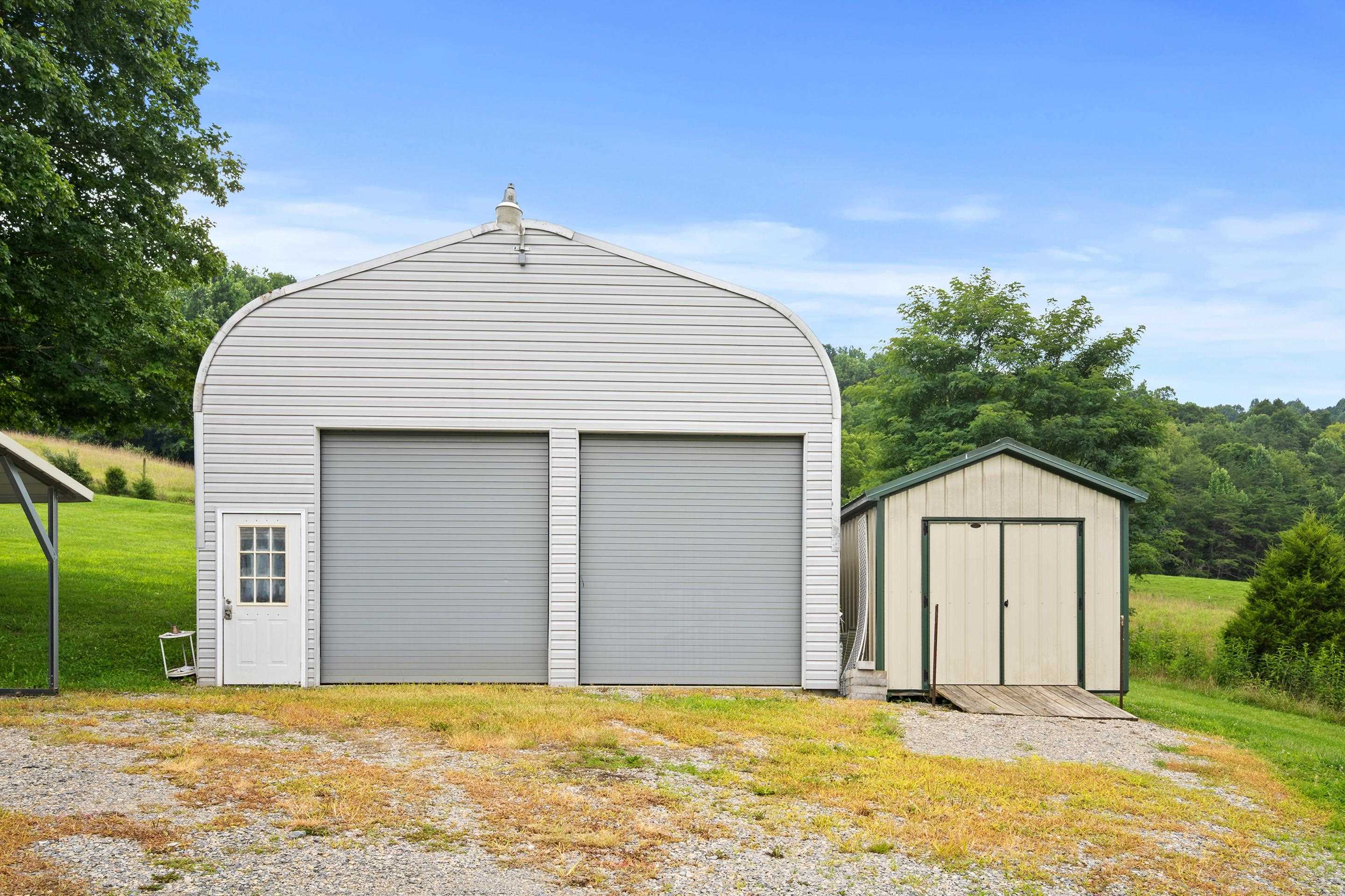 1862 Spring Valley Road Pearisburg VA 24134