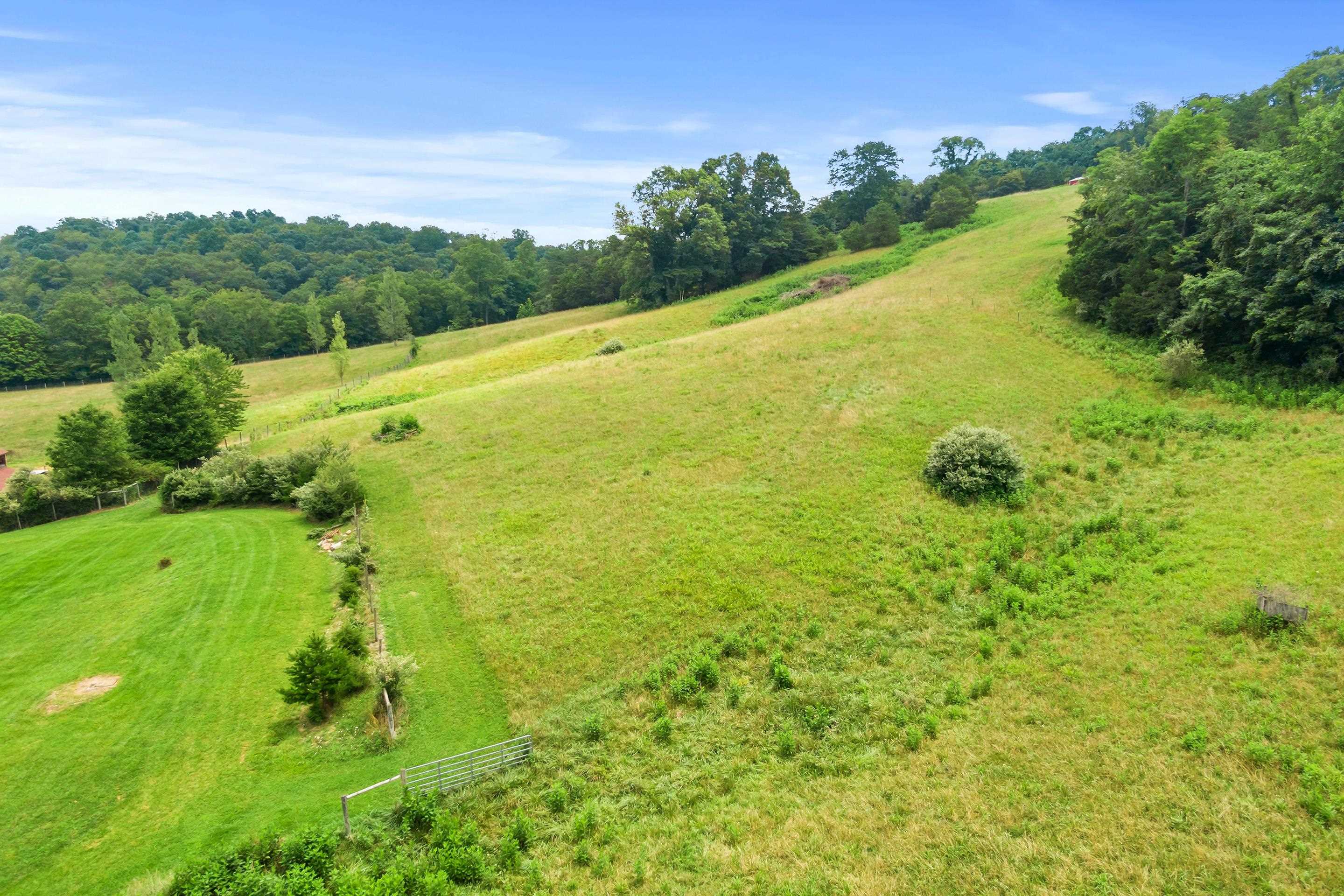 1862 Spring Valley Road Pearisburg VA 24134