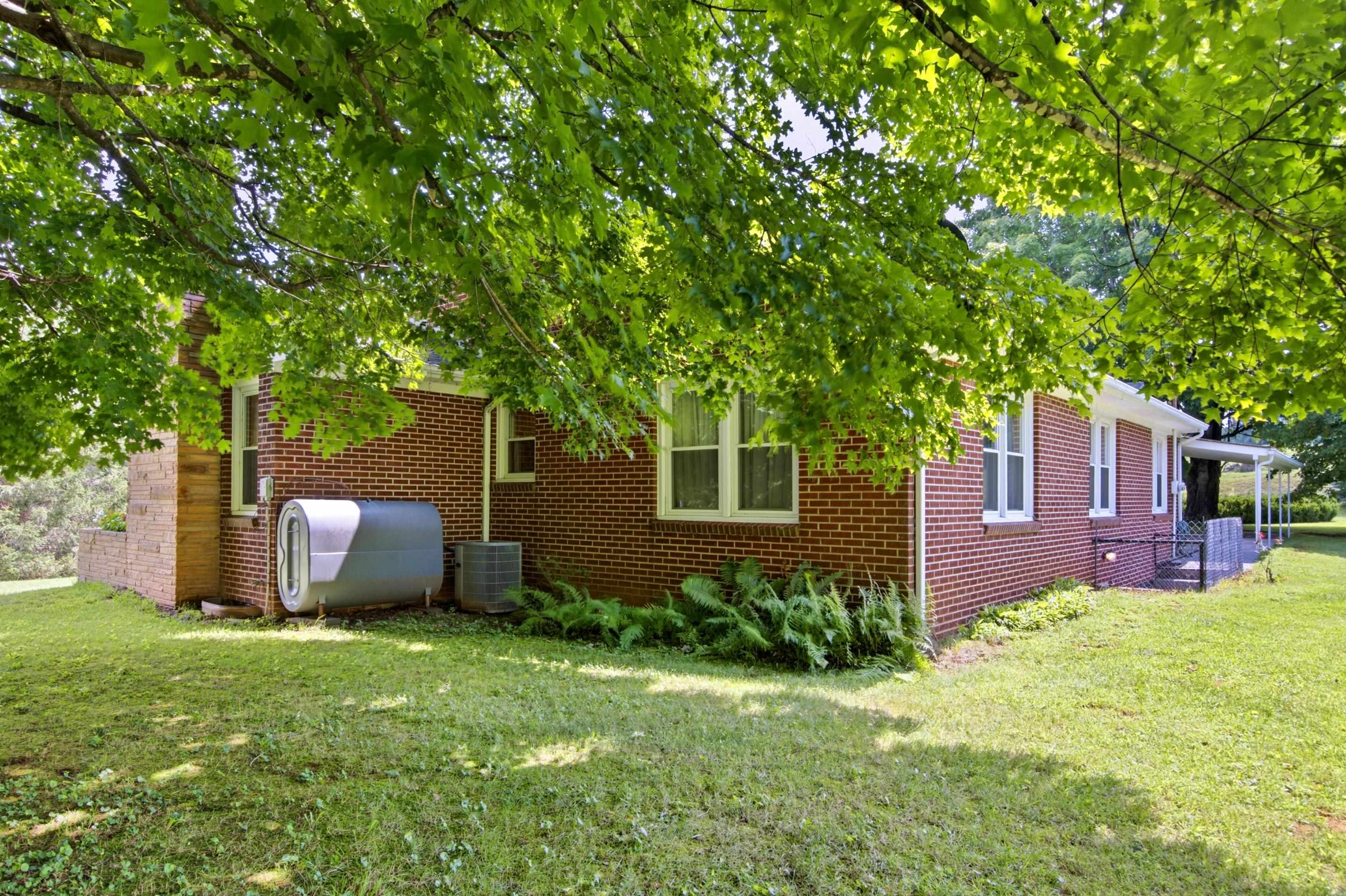 117 White Pine Lane Floyd VA 24091