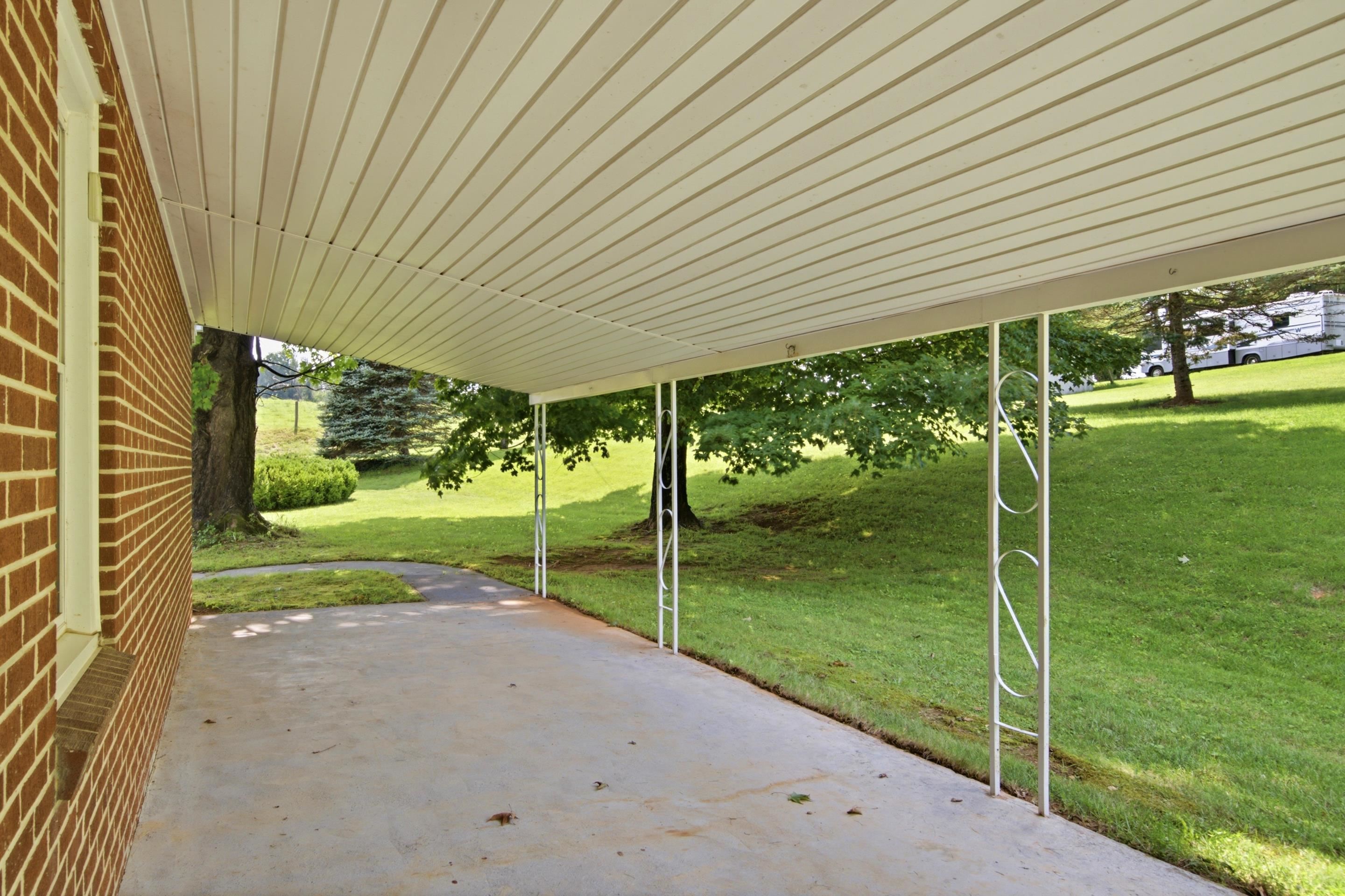 117 White Pine Lane Floyd VA 24091
