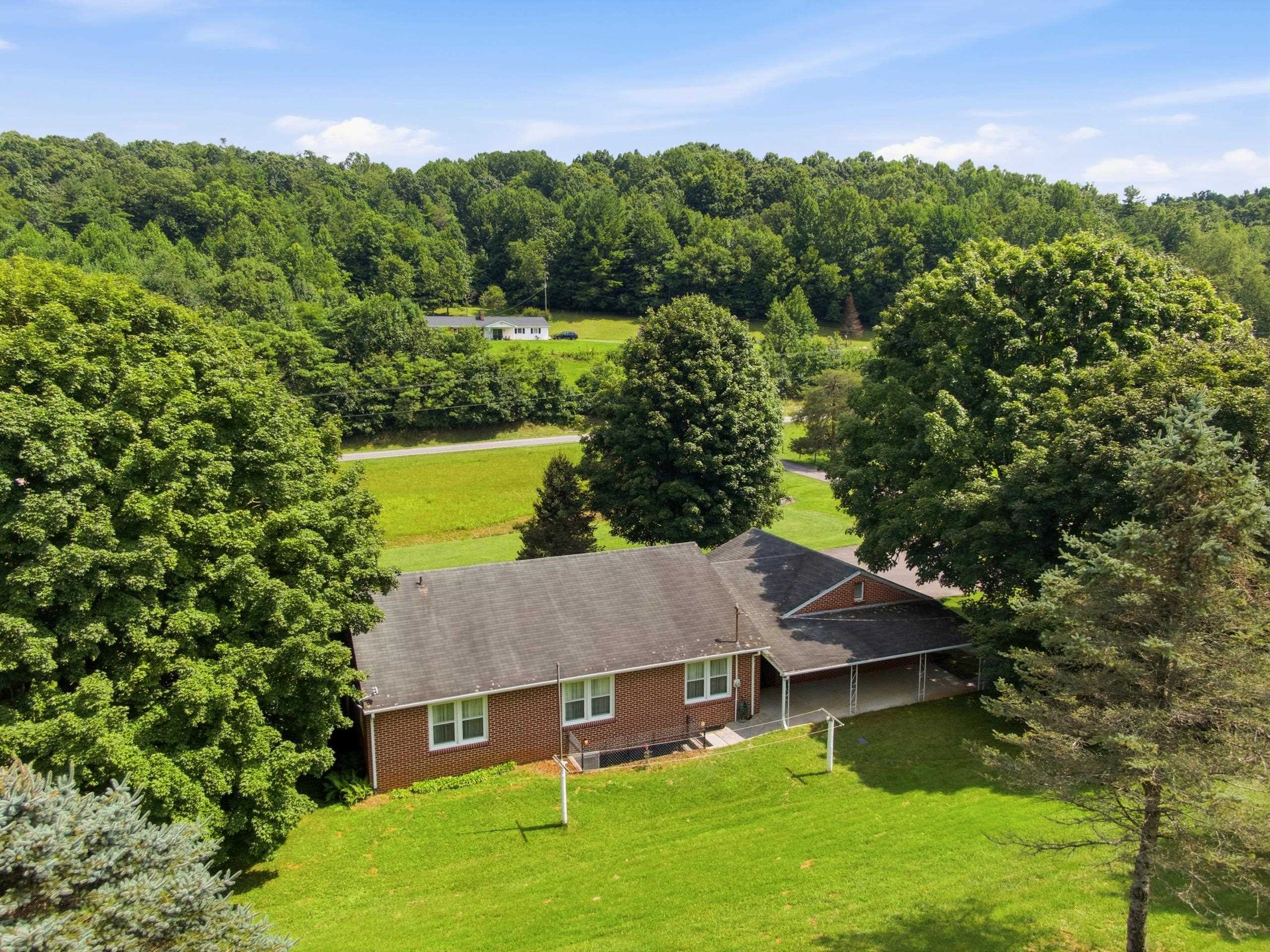 117 White Pine Lane Floyd VA 24091