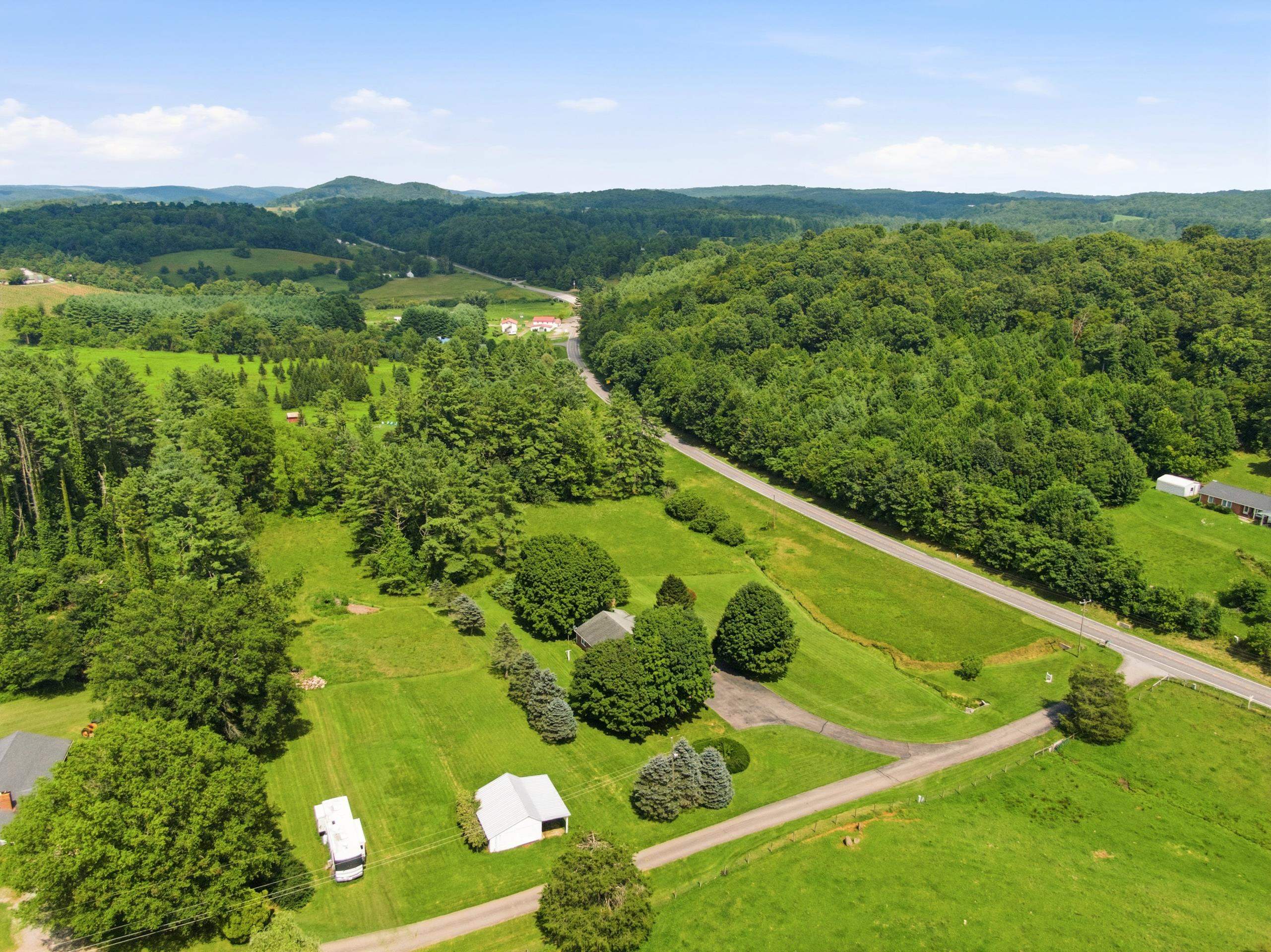 117 White Pine Lane Floyd VA 24091