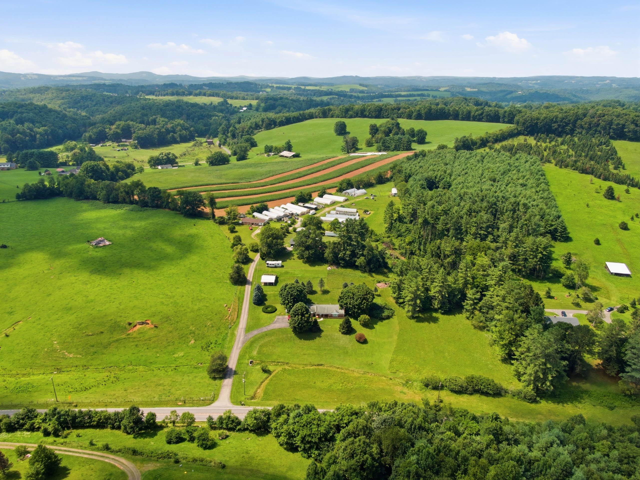 117 White Pine Lane Floyd VA 24091