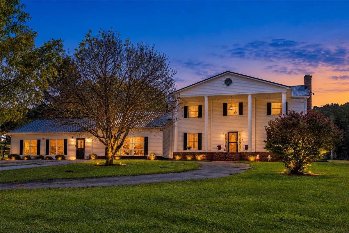 350 Valley View Lane Bland VA 24315