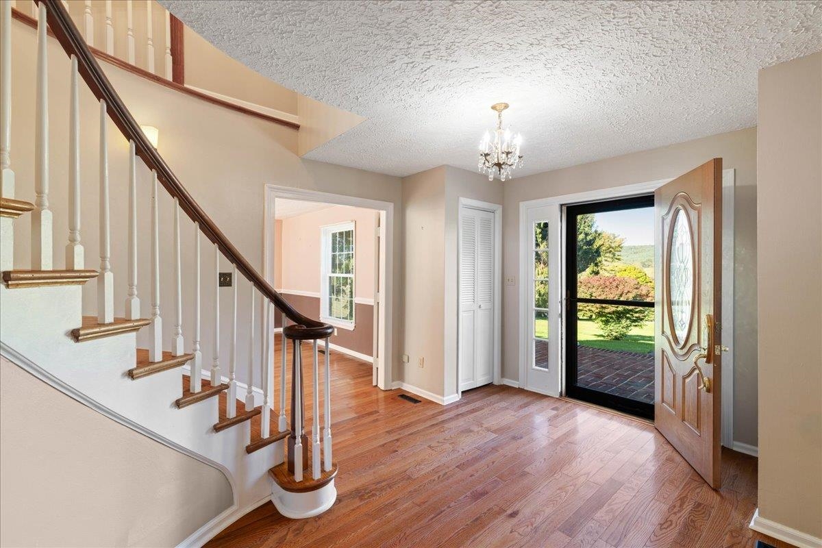 350 Valley View Lane Bland VA 24315