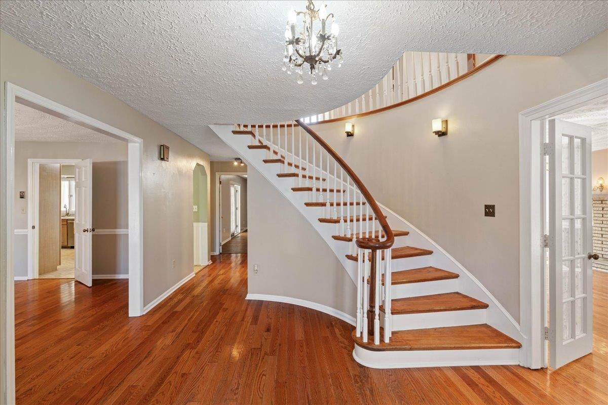 350 Valley View Lane Bland VA 24315
