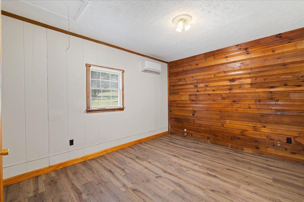 350 Valley View Lane Bland VA 24315