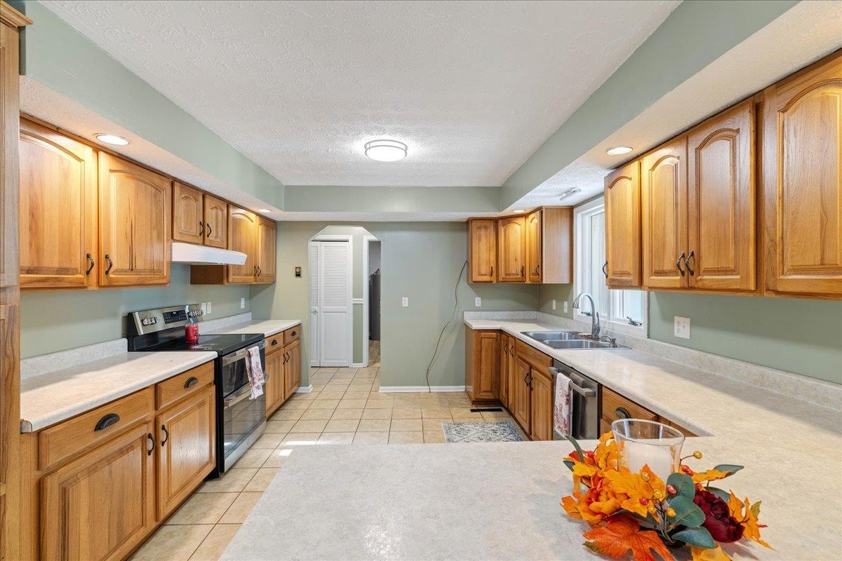 350 Valley View Lane Bland VA 24315