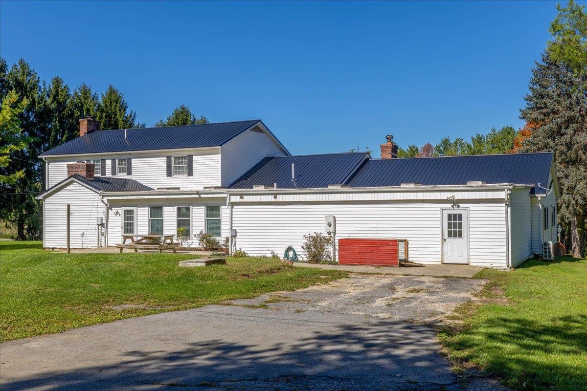 350 Valley View Lane Bland VA 24315
