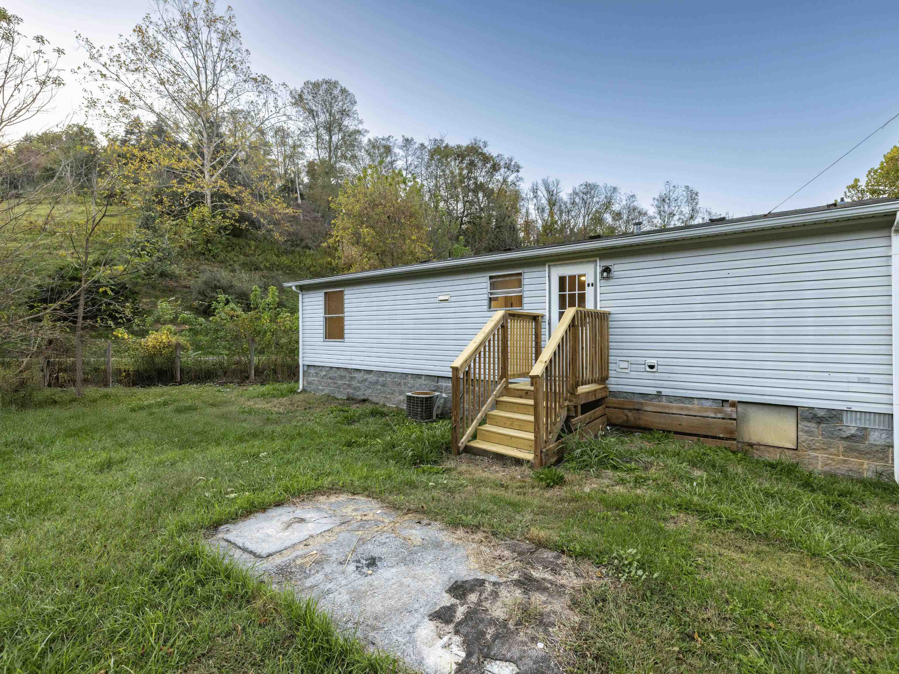 2619 Den Hill Road Christiansburg VA 24073