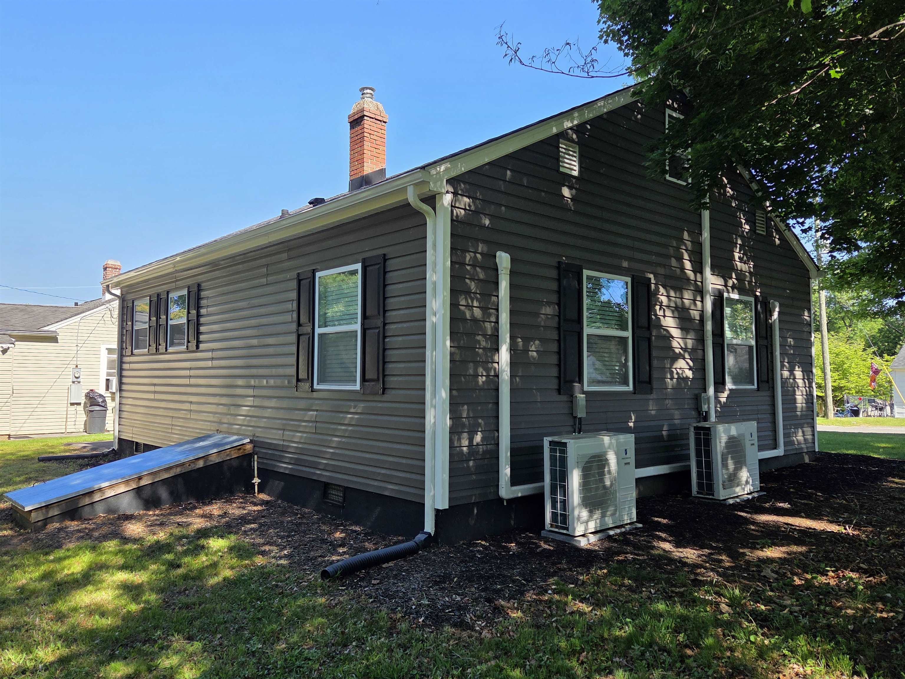 1028 Carson Street Radford VA 24141