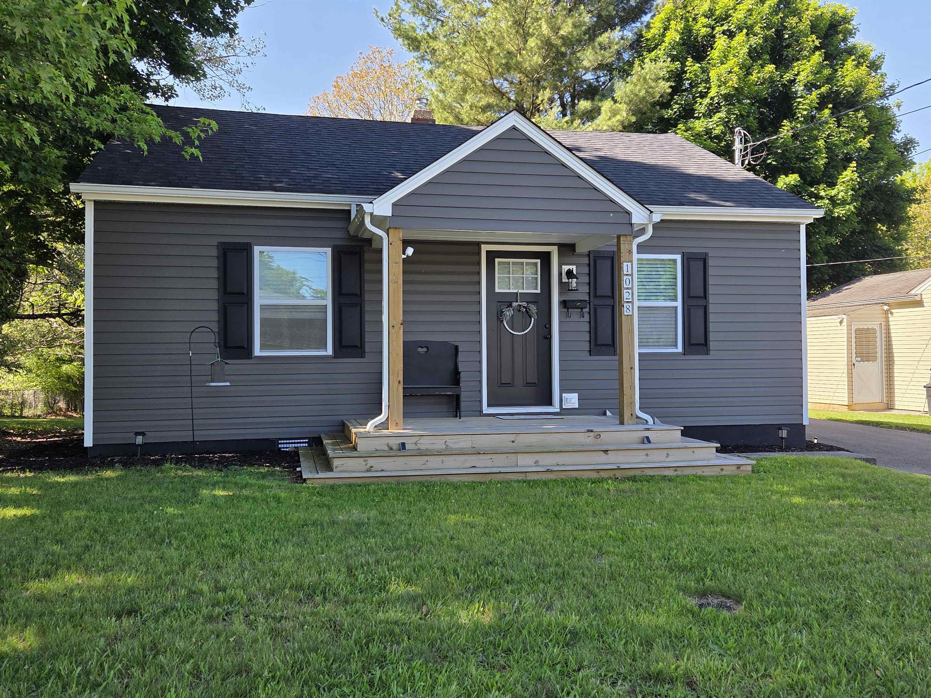 1028 Carson Street Radford VA 24141