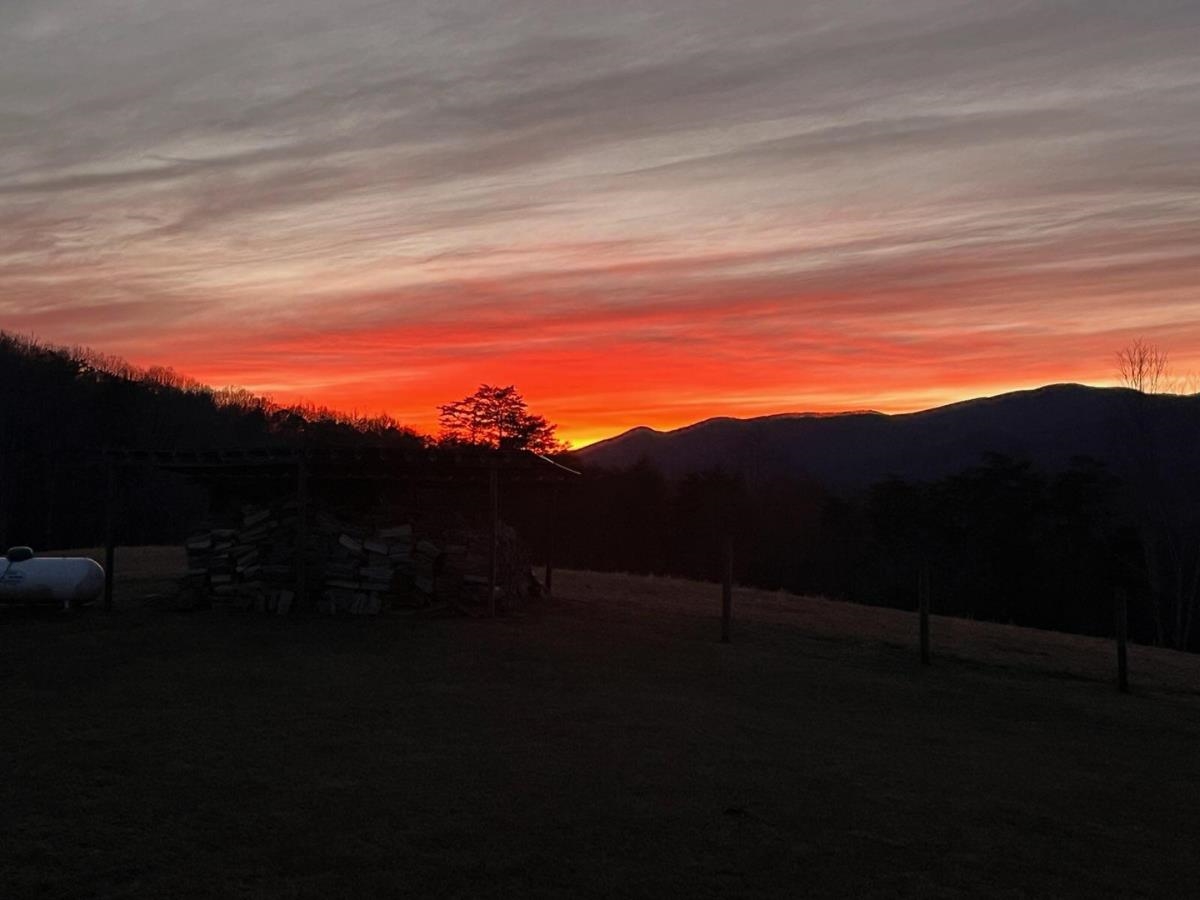 398 Penvir Road Narrows VA 24124