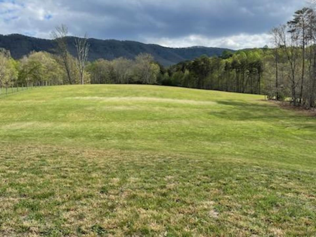 398 Penvir Road Narrows VA 24124