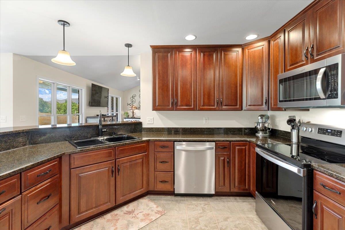 398 Penvir Road Narrows VA 24124