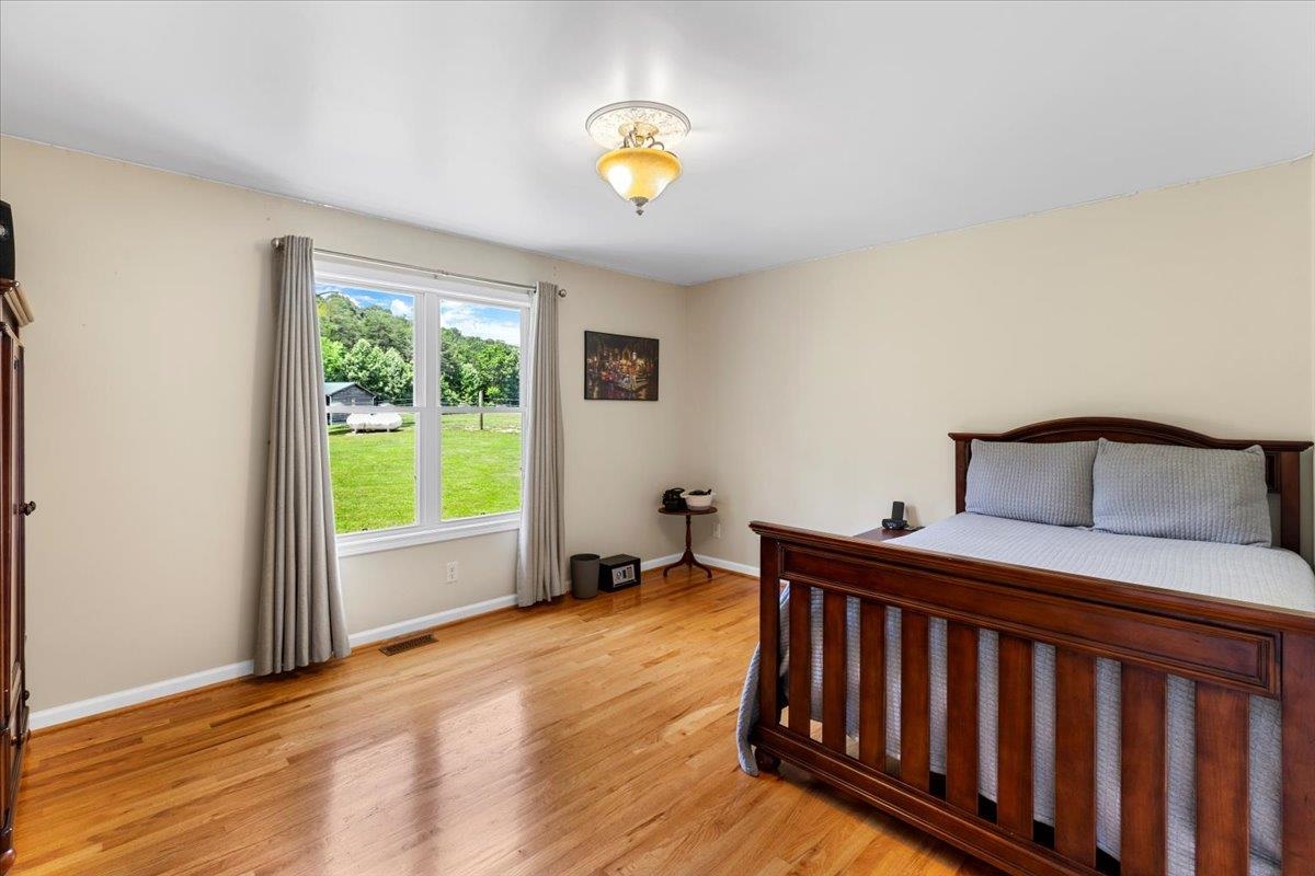 398 Penvir Road Narrows VA 24124