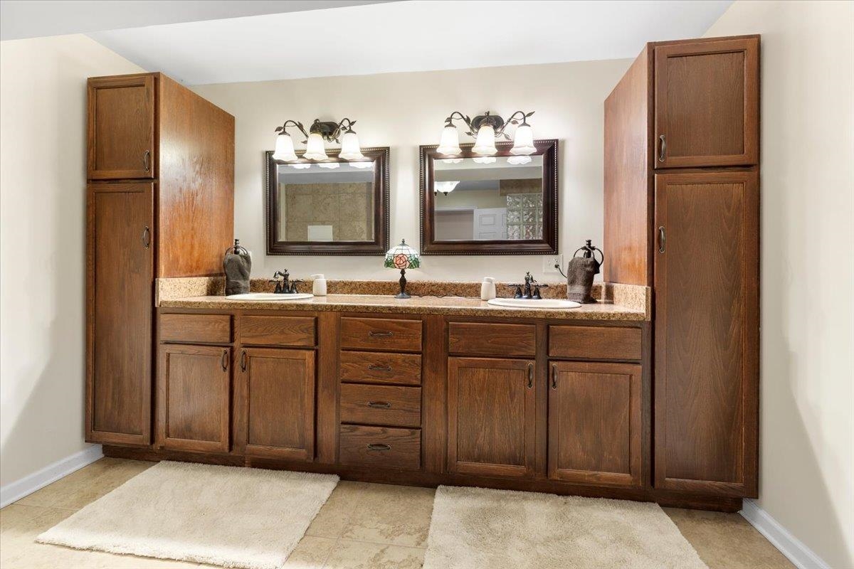 398 Penvir Road Narrows VA 24124