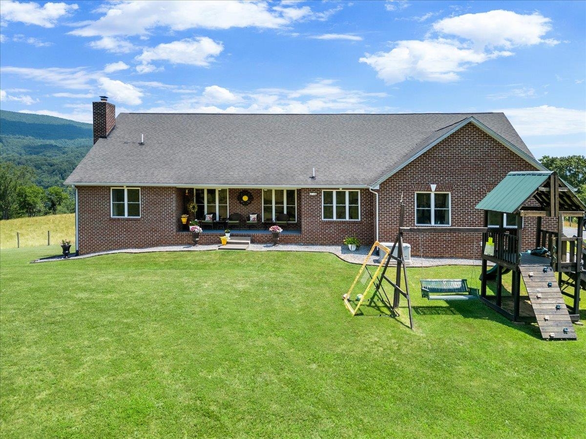 398 Penvir Road Narrows VA 24124