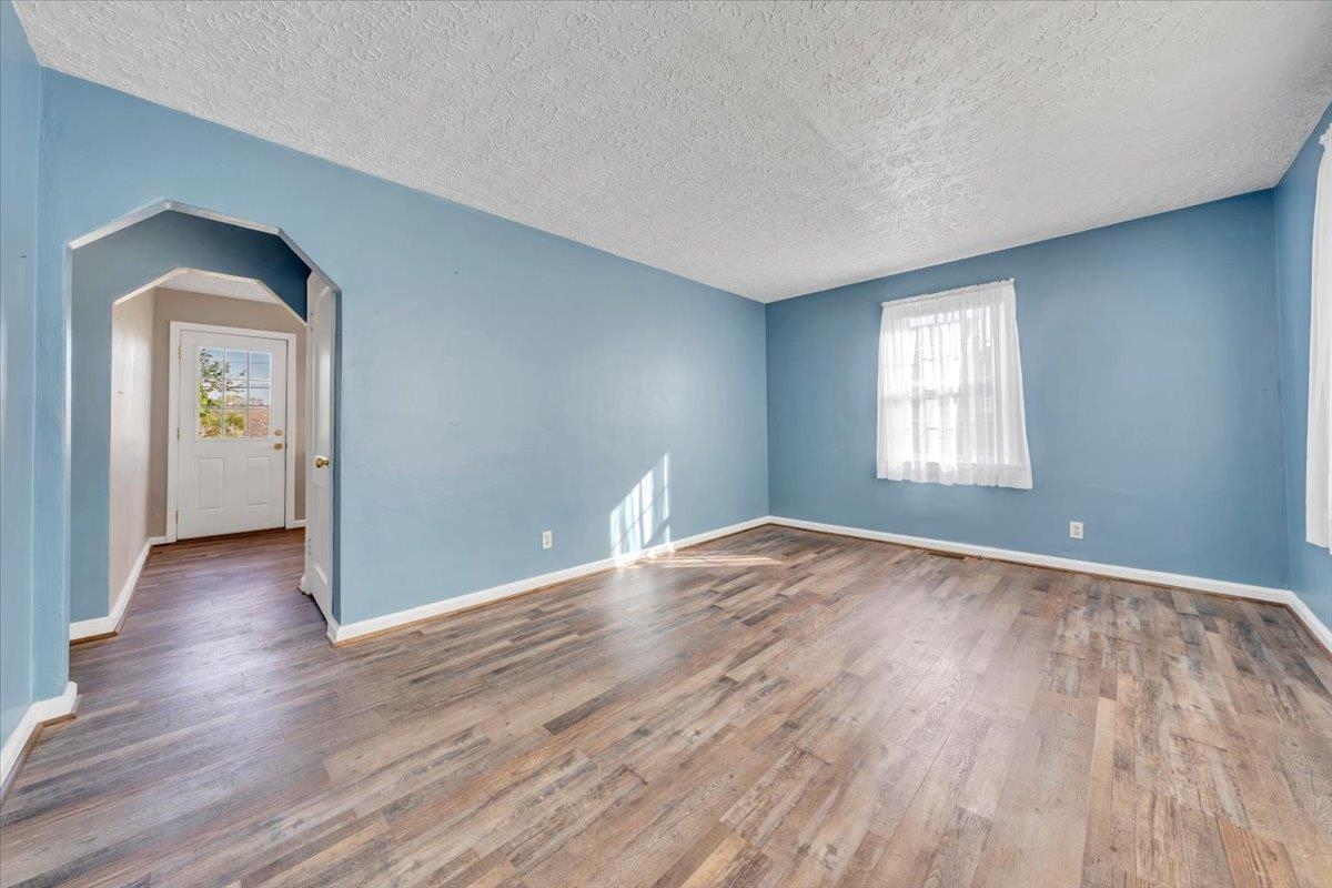 203 Arnold Avenue Radford VA 24141