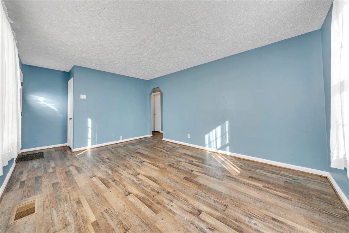 203 Arnold Avenue Radford VA 24141