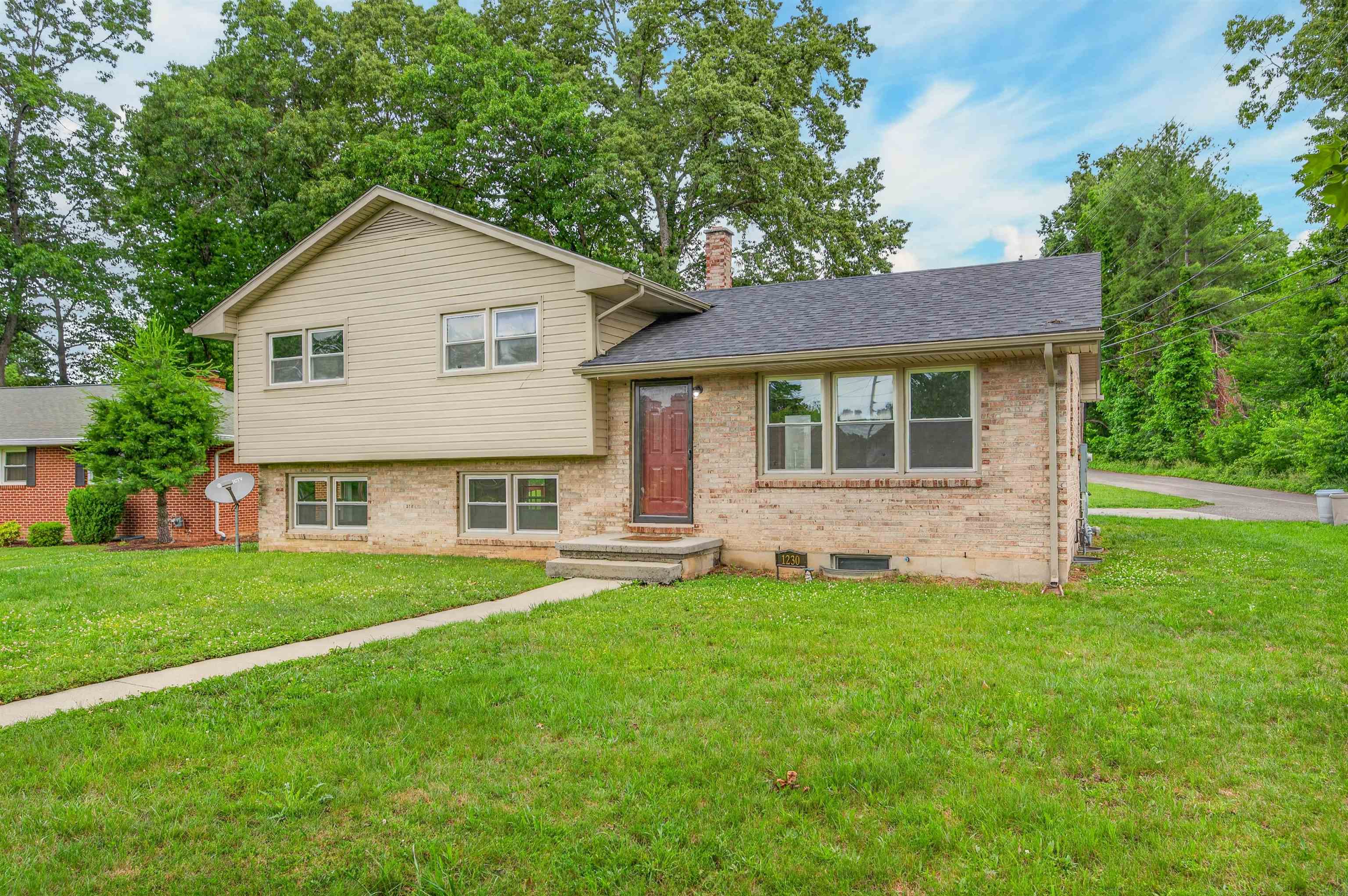 1230 Preston Street Radford VA 24141