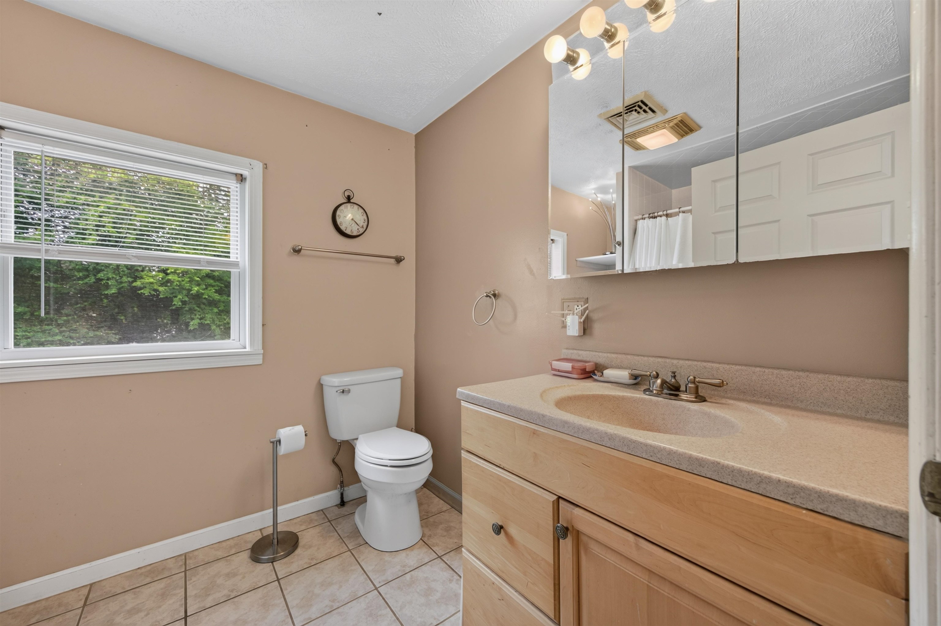 5932 Virginia Avenue Pembroke VA 24136