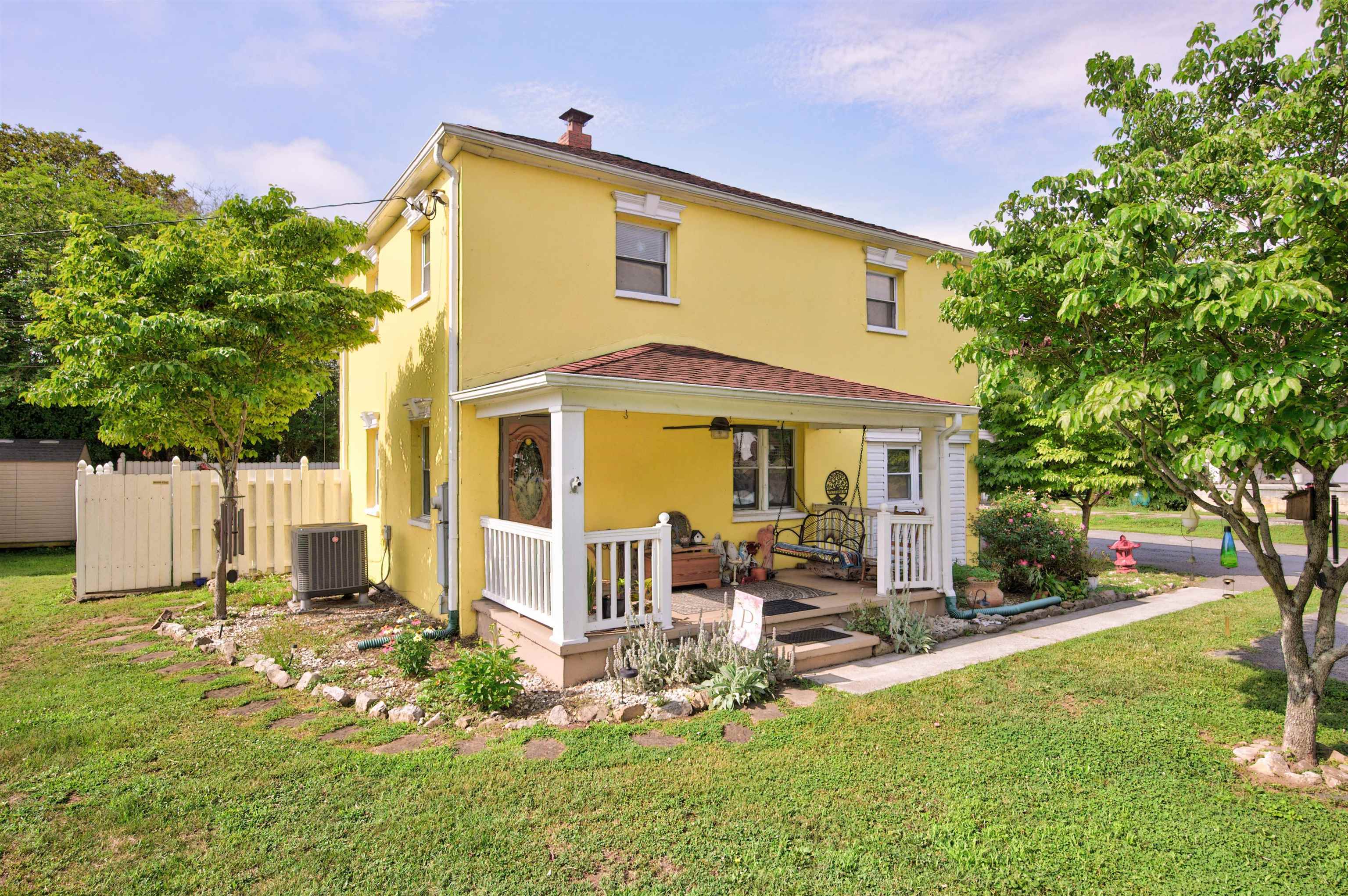 5932 Virginia Avenue Pembroke VA 24136