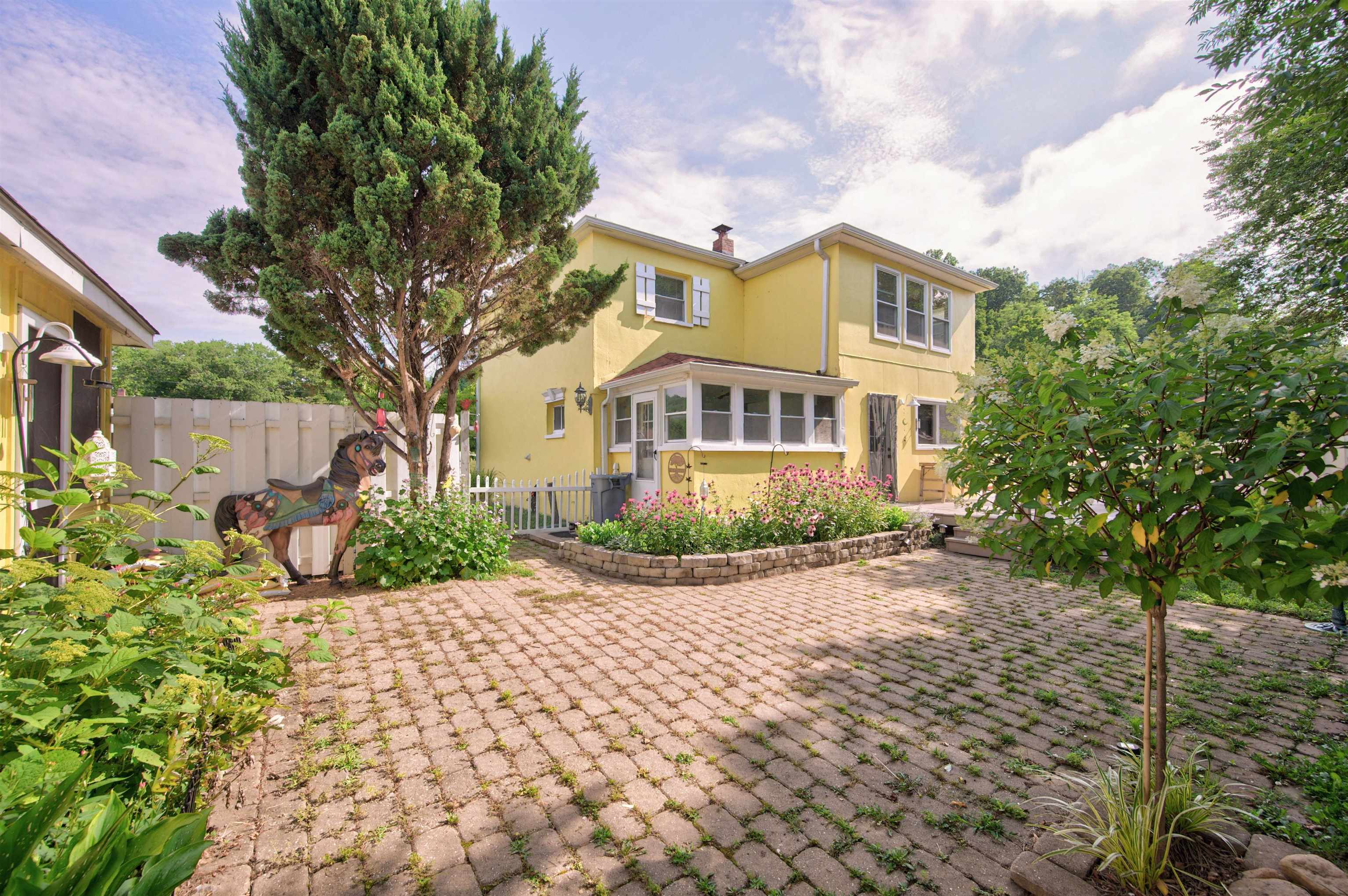 5932 Virginia Avenue Pembroke VA 24136