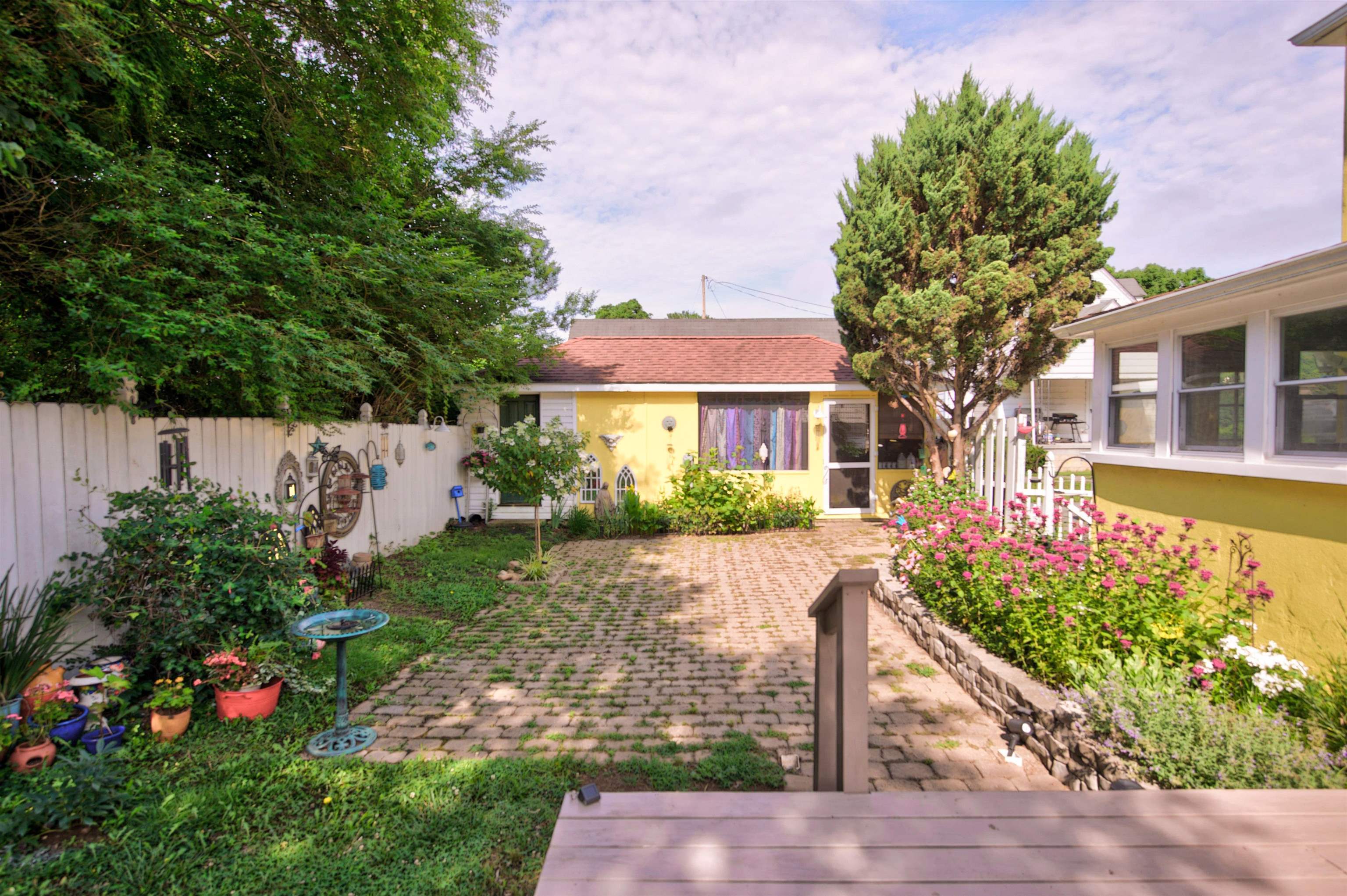 5932 Virginia Avenue Pembroke VA 24136