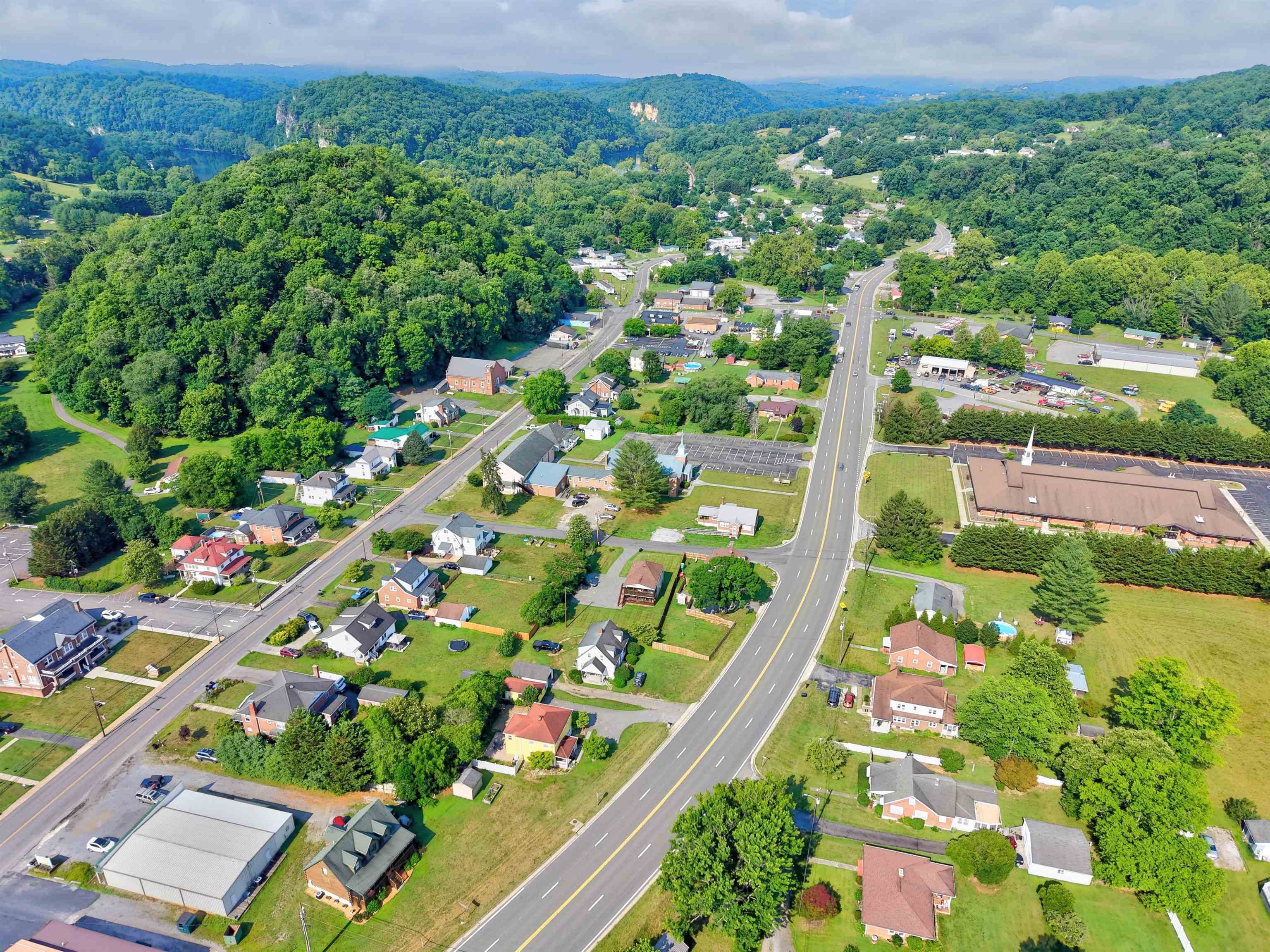 5932 Virginia Avenue Pembroke VA 24136