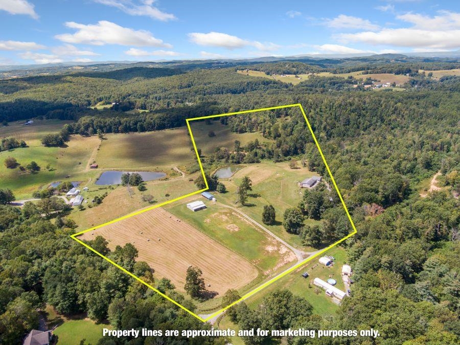 446 Good Neighbors Road NE Check VA 24072