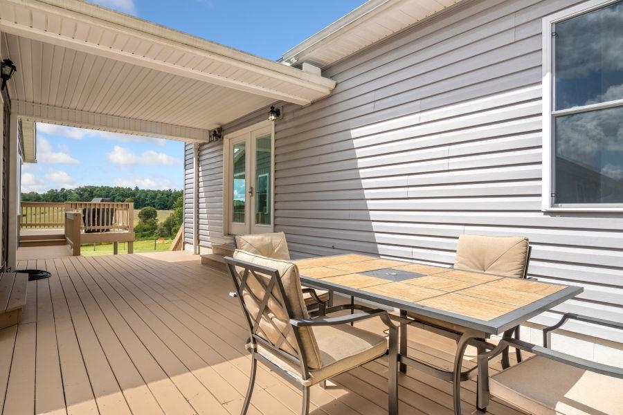 446 Good Neighbors Road NE Check VA 24072