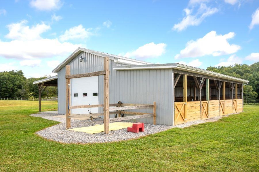 446 Good Neighbors Road NE Check VA 24072