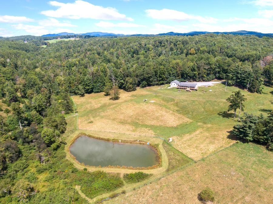 446 Good Neighbors Road NE Check VA 24072