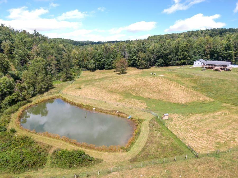 446 Good Neighbors Road NE Check VA 24072