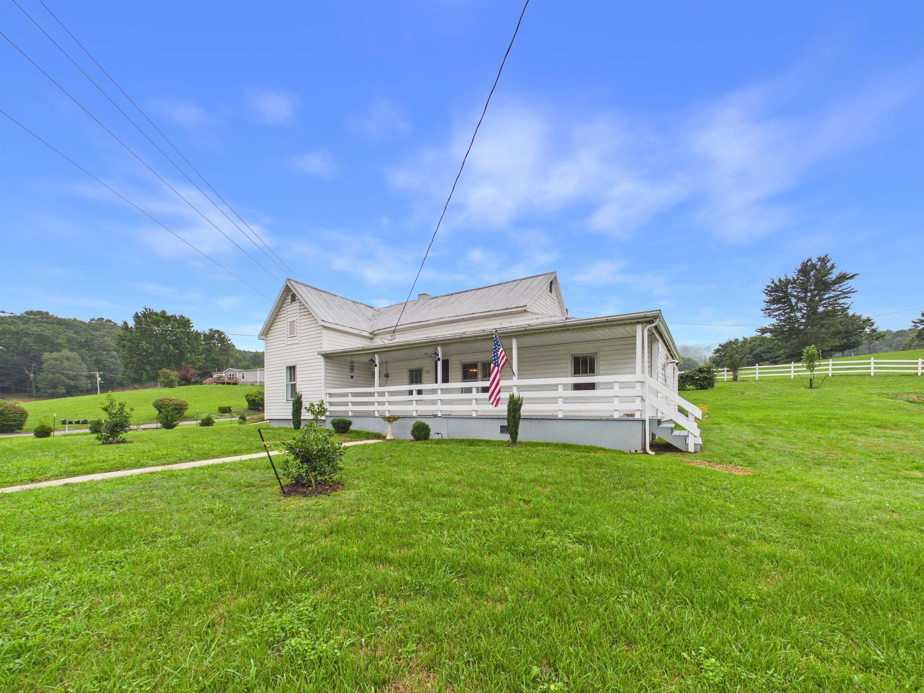 633 Lots Gap Road Max Meadows VA 24360