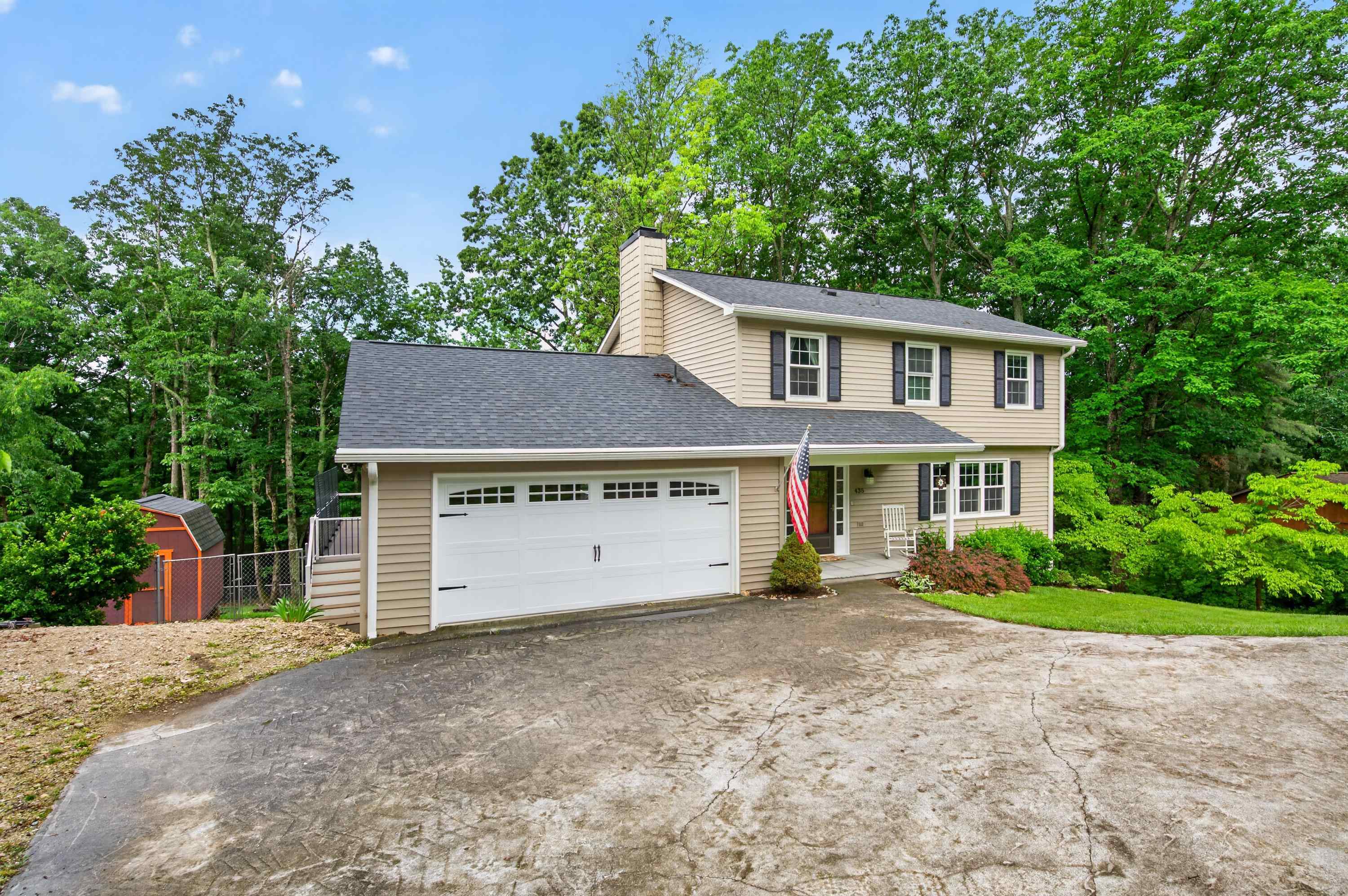 435 Tomahawk Drive Christiansburg VA 24073